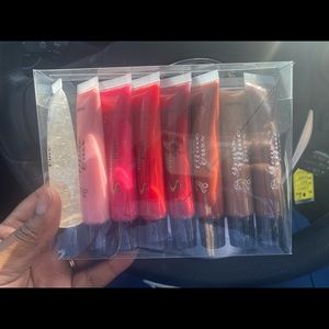 Brand new Lipgloss
